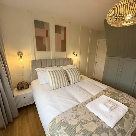 Homebird - Wayside Retreat - Sleeps 7 Tatil Evi *