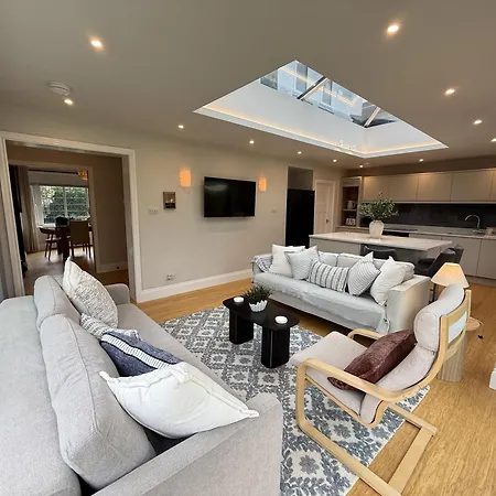 Tatil Evi Homebird - Wayside Retreat - Sleeps 7 Harrogate