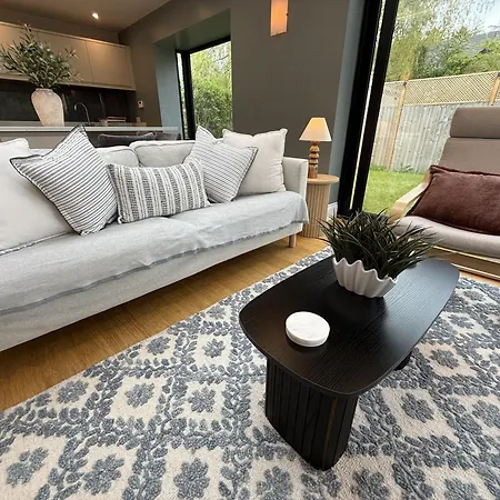 Homebird - Wayside Retreat - Sleeps 7 Harrogate