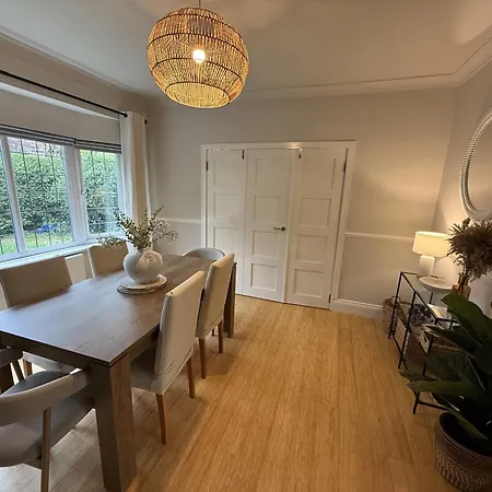 Homebird - Wayside Retreat - Sleeps 7 Harrogate