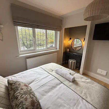 Homebird - Wayside Retreat - Sleeps 7 Tatil Evi Harrogate